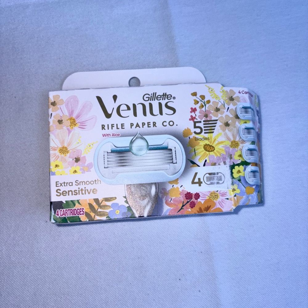 Gillette Venus Razor Refills 4ct Multi Rifle Paper Co Floral 5-Blade Sensitive